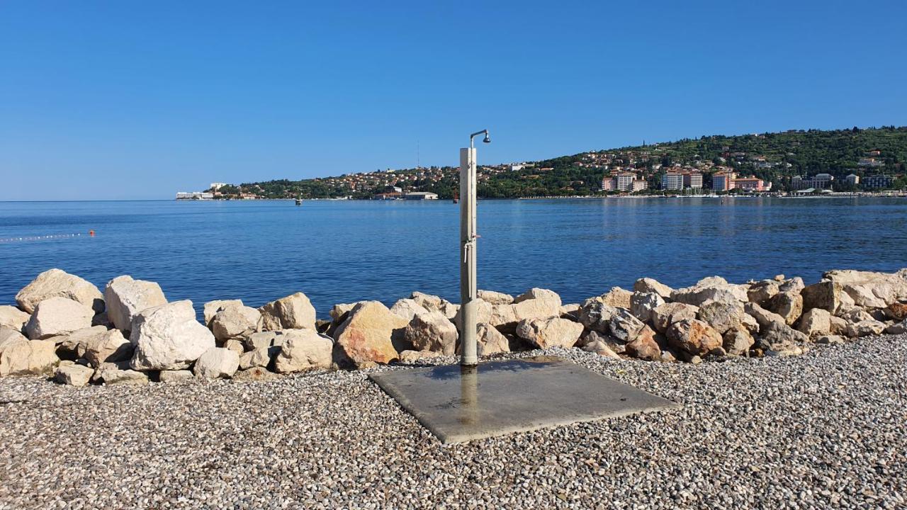 Floating Sea House Soncek Apartment Portoroz Exterior photo