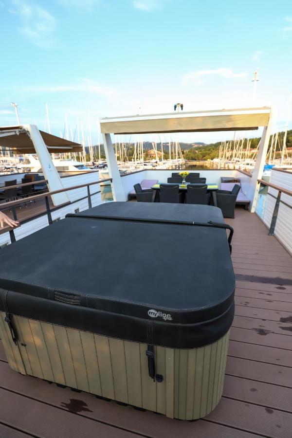 Floating Sea House Soncek Apartment Portoroz Exterior photo